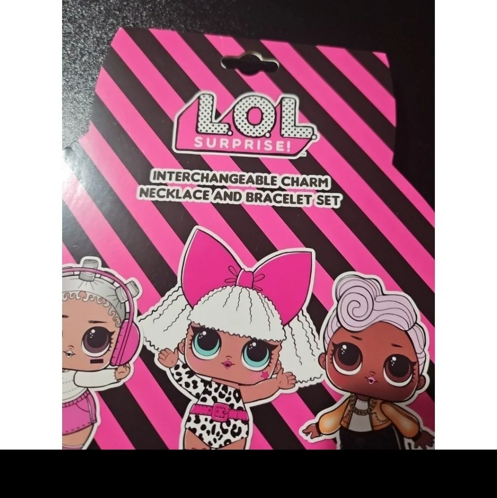 LOL Surprise Interchangeable Charm Necklace and Bracelet Set with Surprise - NEW